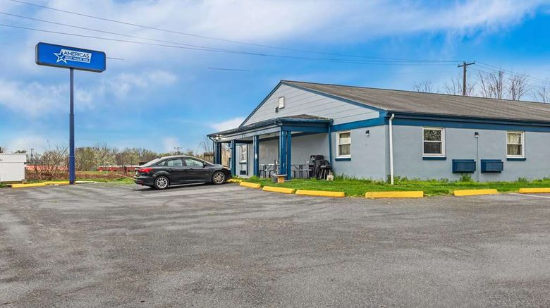 <b>Americas Best Value Inn Carlisle Exterior</b>. Images powered by <a href="https://iceportal.shijigroup.com/" title="IcePortal" target="_blank">IcePortal</a>.