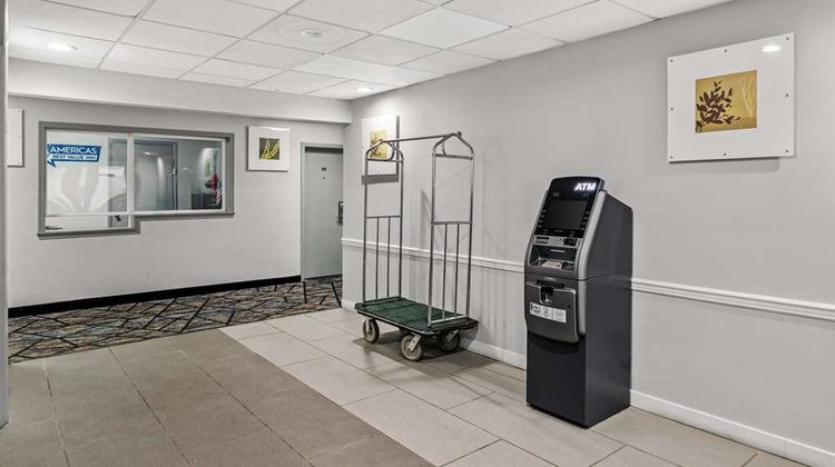 Americas Best Value Inn Carlisle Lobby