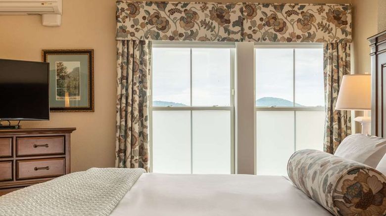 <b>Mountain View Grand Resort & Spa Room</b>. Images powered by <a href="https://iceportal.shijigroup.com/" title="IcePortal" target="_blank">IcePortal</a>.