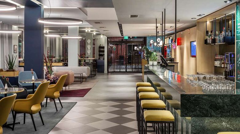 <b>AZIMUT Hotel Vienna Lobby</b>. Images powered by <a href="https://iceportal.shijigroup.com/" title="IcePortal" target="_blank">IcePortal</a>.