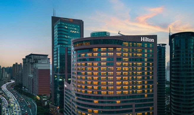 Hilton Shanghai City Center Exterior