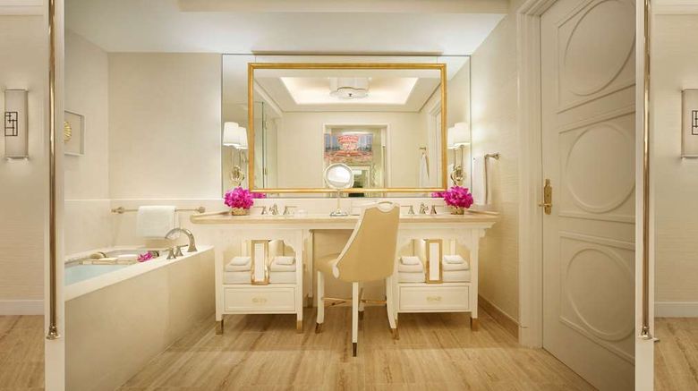 <b>MGM COTAI Room</b>. Images powered by <a href="https://iceportal.shijigroup.com/" title="IcePortal" target="_blank">IcePortal</a>.