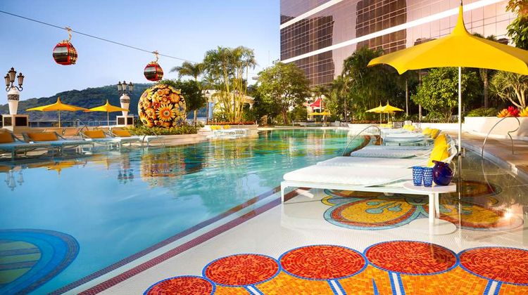 MGM COTAI Pool