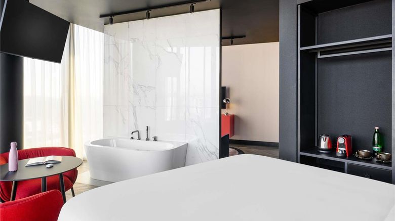<b>Tribe Budapest Stadium Suite</b>. Images powered by <a href="https://iceportal.shijigroup.com/" title="IcePortal" target="_blank">IcePortal</a>.