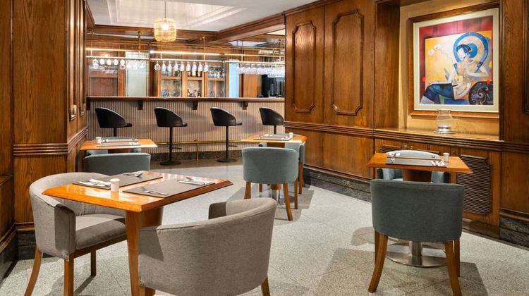 Wyndham Garden Santiago Kennedy Hotel Restaurant