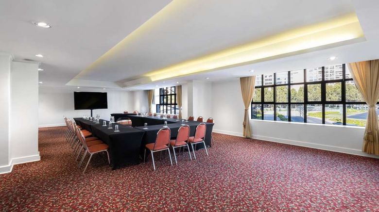 <b>Wyndham Garden Santiago Kennedy Hotel Meeting</b>. Images powered by <a href="https://iceportal.shijigroup.com/" title="IcePortal" target="_blank">IcePortal</a>.