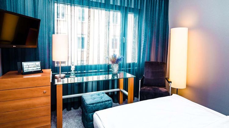 Der Blaue Reiter Hotel Room