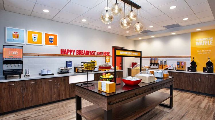 Hampton Inn & Suites by Hilton Restaurant