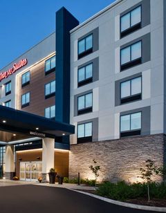 Hampton Inn & Suites by Hilton