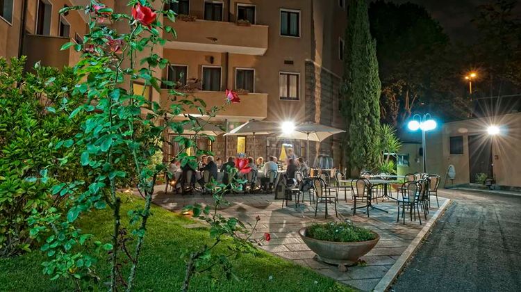 Hotel Cilicia Exterior