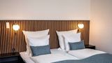 <b>Phonix Hotel Room</b>. Images powered by <a href="https://iceportal.shijigroup.com/" title="IcePortal" target="_blank">IcePortal</a>.