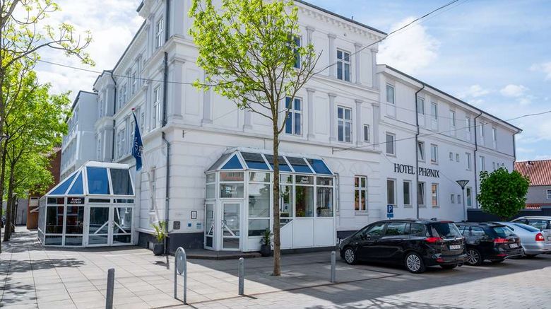 <b>Phonix Hotel Exterior</b>. Images powered by <a href="https://iceportal.shijigroup.com/" title="IcePortal" target="_blank">IcePortal</a>.