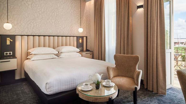 <b>Best Western Premier des Vignes Room</b>. Images powered by <a href="https://iceportal.shijigroup.com/" title="IcePortal" target="_blank">IcePortal</a>.