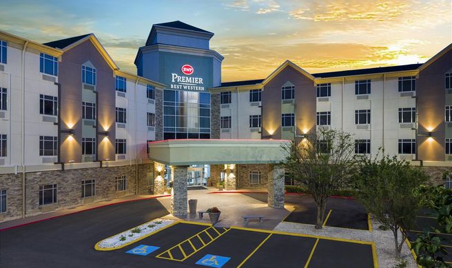 Best Western Premier Houston Downtown Exterior
