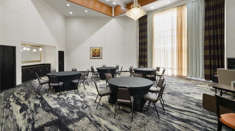 <b>Best Western Premier Houston Downtown Meeting</b>. Images powered by <a href="https://iceportal.shijigroup.com/" title="IcePortal" target="_blank">IcePortal</a>.