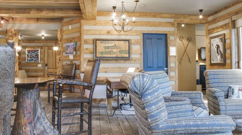 <b>Panorama Mountain Village Resort Room</b>. Images powered by <a href="https://iceportal.shijigroup.com/" title="IcePortal" target="_blank">IcePortal</a>.
