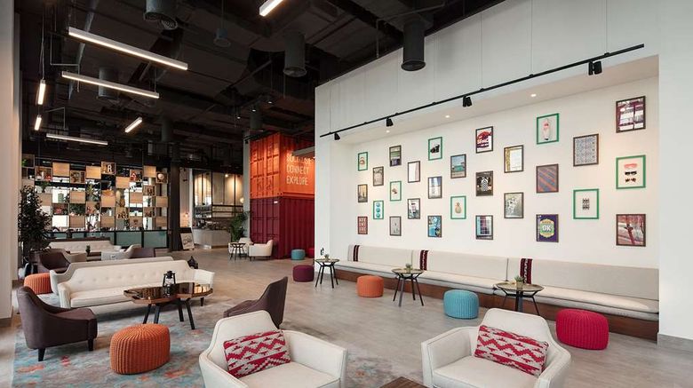<b>Moevenpick Hotel & Apartments Bur Dubai Lobby</b>. Images powered by <a href="https://iceportal.shijigroup.com/" title="IcePortal" target="_blank">IcePortal</a>.