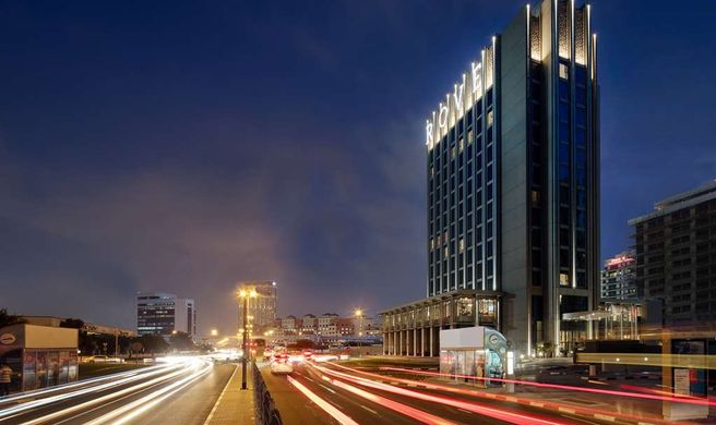 Moevenpick Hotel & Apartments Bur Dubai Exterior