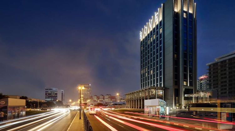 Moevenpick Hotel & Apartments Bur Dubai Exterior