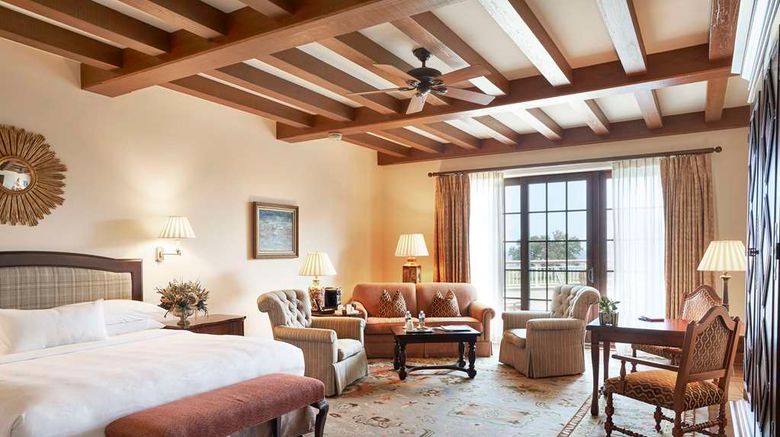 <b>The Lodge at Sea Island Golf Club Room</b>. Images powered by <a href="https://iceportal.shijigroup.com/" title="IcePortal" target="_blank">IcePortal</a>.