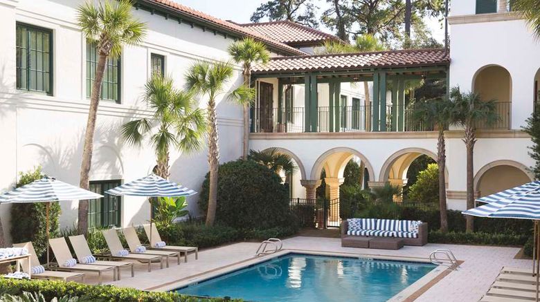 <b>Inn at Sea Island Pool</b>. Images powered by <a href="https://iceportal.shijigroup.com/" title="IcePortal" target="_blank">IcePortal</a>.