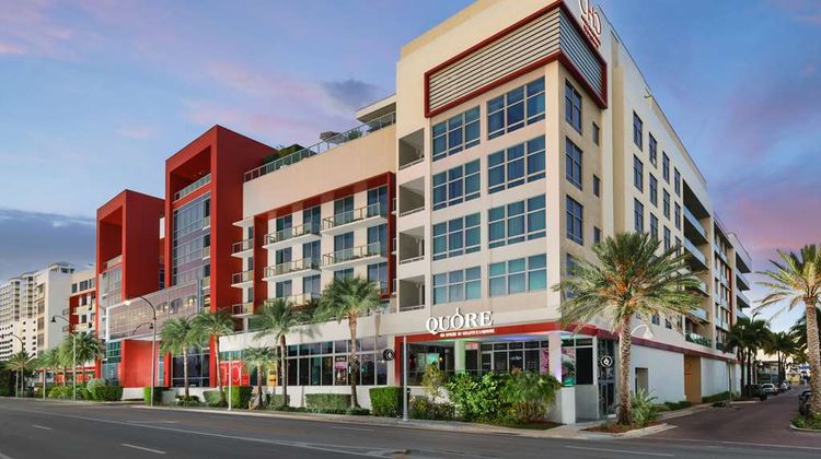 Costa Hollywood Beach Resort Exterior