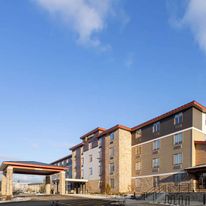 Hawthorn Suites by Wyndham Williston