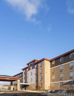 Hawthorn Suites by Wyndham Williston