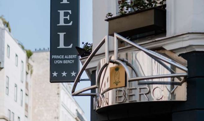 Hotel Prince Albert Lyon Bercy Exterior