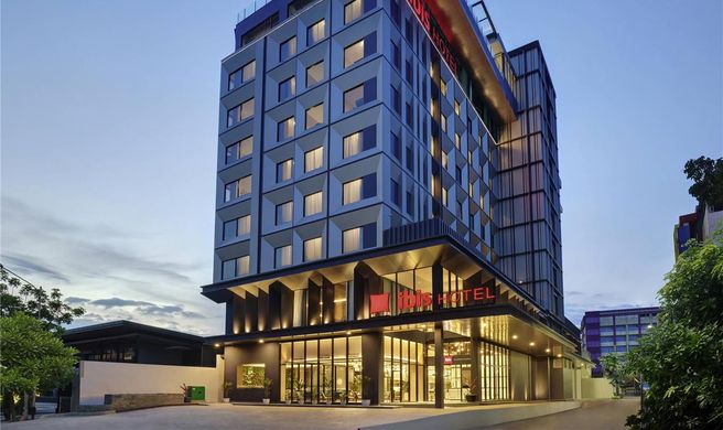Ibis Palembang Sanggar Exterior