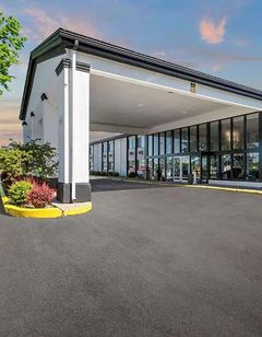 Days Inn by Wyndham Erie I-90