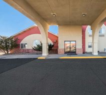 Red Lion Inn & Suites Gretna Exterior