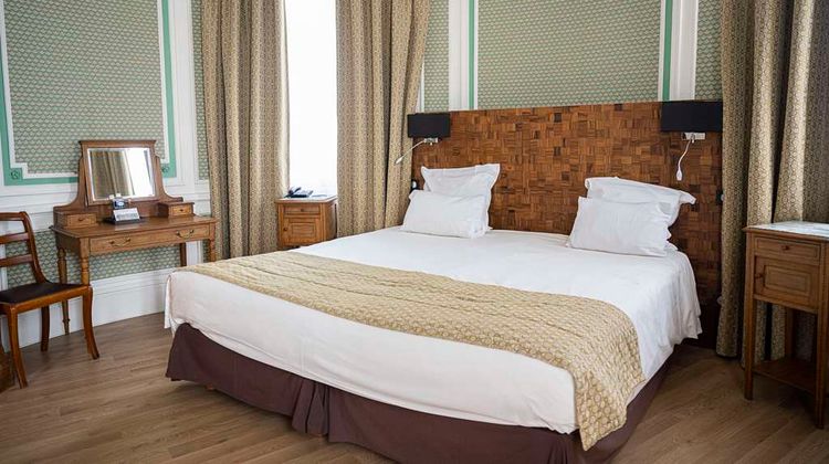 Le Grand Hotel Room