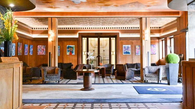 Le Grand Hotel Lobby