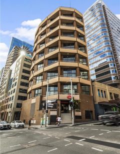 Metro Apartments on Darling Harbour