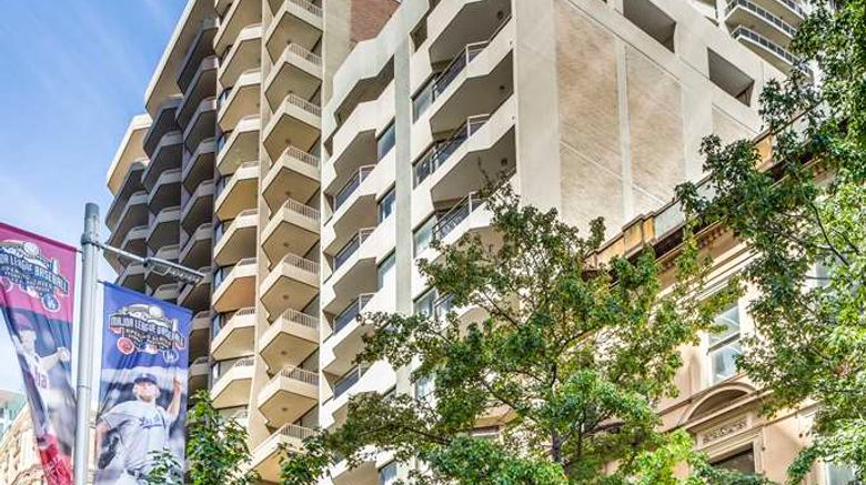 Metro Apartments On King Exterior. Images powered by <a href="https://iceportal.shijigroup.com" target="_blank" rel="noopener">Ice Portal</a>.