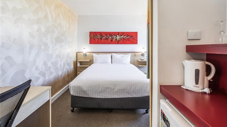 Metro Hotel Perth, South Perth Room