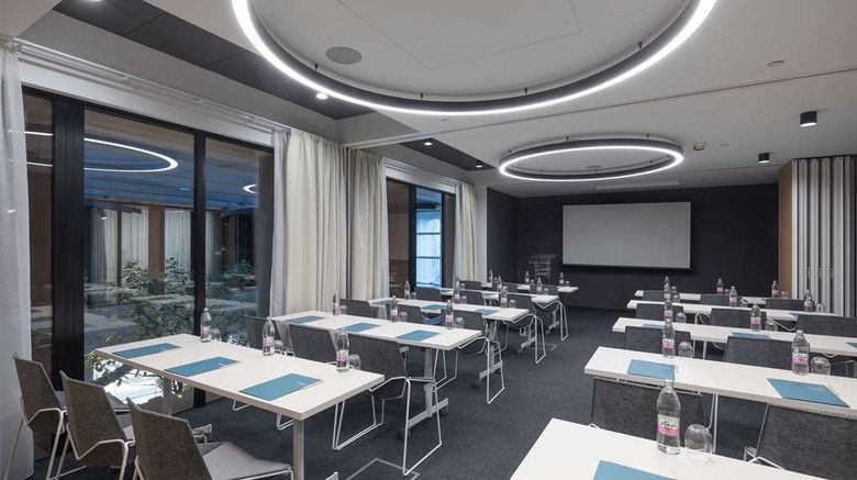 <b>Occidental Ljubljana Meeting</b>. Images powered by <a href="https://iceportal.shijigroup.com/" title="IcePortal" target="_blank">IcePortal</a>.