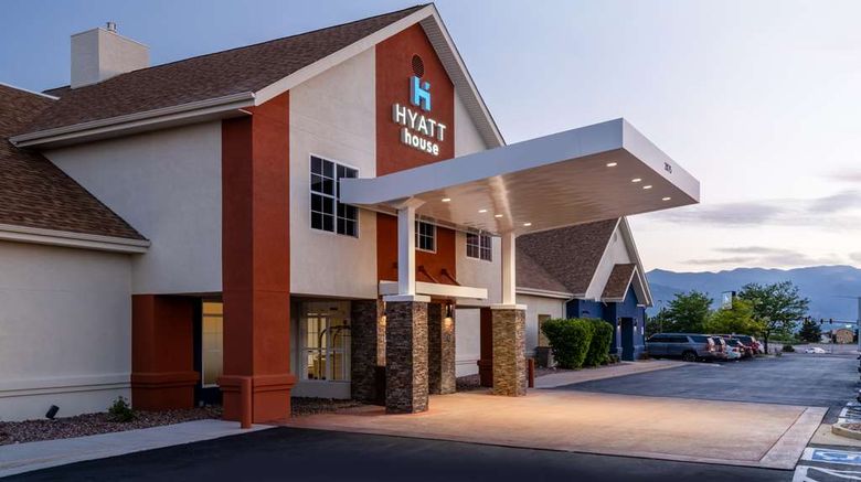 <b>Hyatt House Colorado Springs Airport Exterior</b>. Images powered by <a href="https://iceportal.shijigroup.com/" title="IcePortal" target="_blank">IcePortal</a>.
