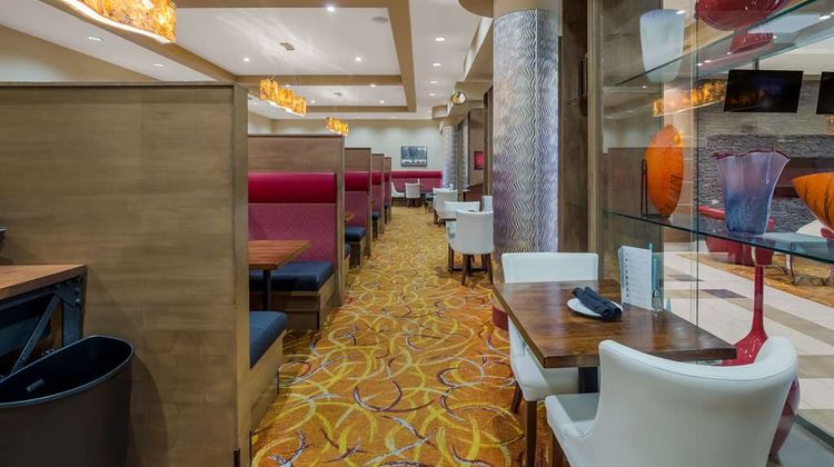 Hotel 11, MOD a Sonesta Collection Restaurant