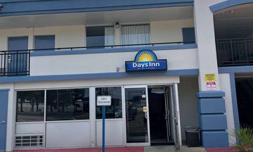 Days Inn by Wyndham Montgomery