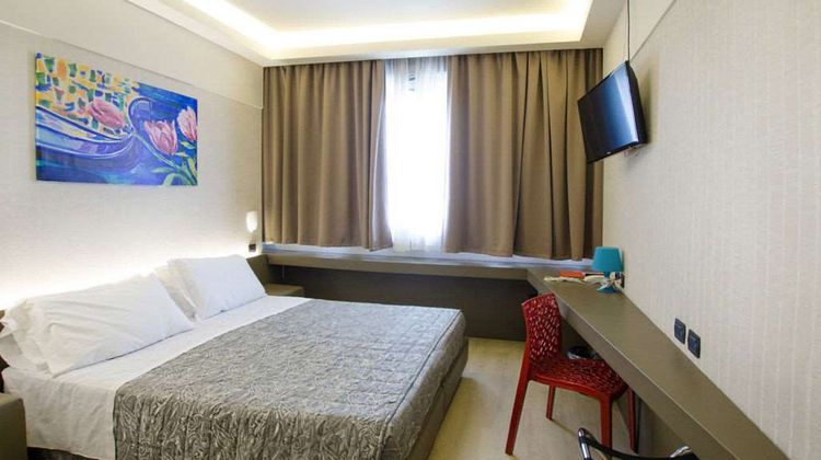 The Gate Hotel Room