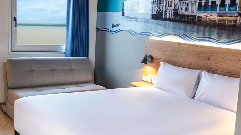 <b>Ibis Styles El Malecon Guayaquil Room</b>. Images powered by <a href="https://iceportal.shijigroup.com/" title="IcePortal" target="_blank">IcePortal</a>.