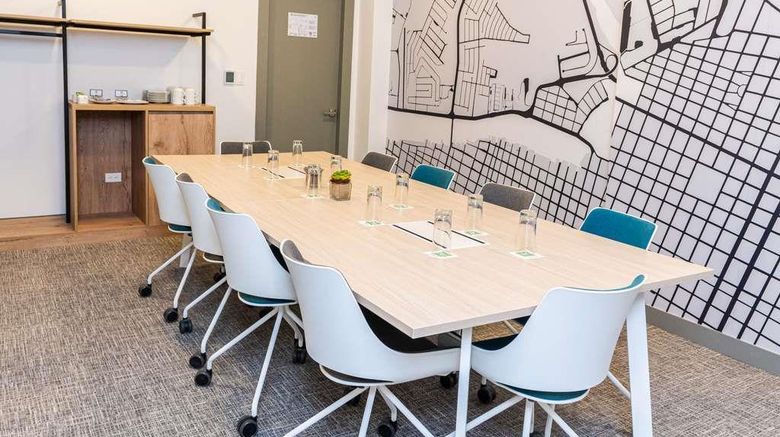 <b>Ibis Styles El Malecon Guayaquil Meeting</b>. Images powered by <a href="https://iceportal.shijigroup.com/" title="IcePortal" target="_blank">IcePortal</a>.
