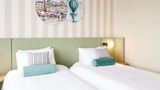 <b>Mercure Northampton Room</b>. Images powered by <a href="https://iceportal.shijigroup.com/" title="IcePortal" target="_blank">IcePortal</a>.