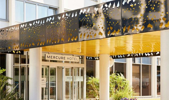 Mercure Northampton Exterior