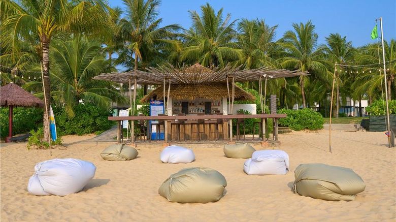 <b>Wyndham Grand Phu Quoc Restaurant</b>. Images powered by <a href="https://iceportal.shijigroup.com/" title="IcePortal" target="_blank">IcePortal</a>.