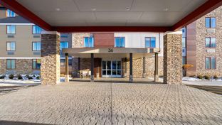 La Quinta Inn & Suites by Wyndham