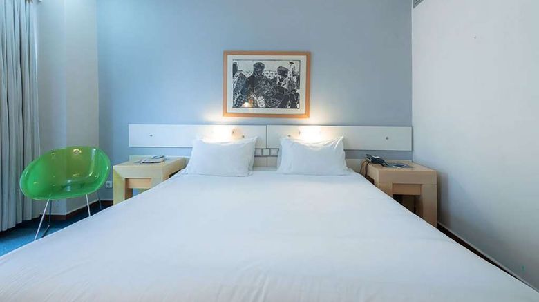<b>Dorian Inn, Sure Coll by Best Western Room</b>. Images powered by <a href="https://iceportal.shijigroup.com/" title="IcePortal" target="_blank">IcePortal</a>.