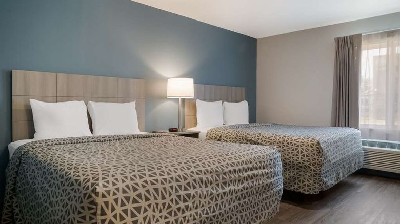 <b>WoodSpring Stes Detroit Sterling Heights Room</b>. Images powered by <a href="https://iceportal.shijigroup.com/" title="IcePortal" target="_blank">IcePortal</a>.